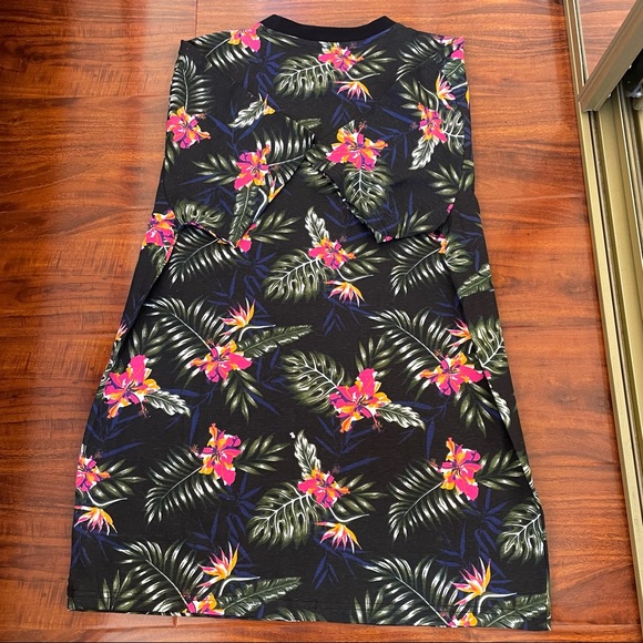 NWT W X Y Z short sleeve flower shirt - Picture 4 of 5